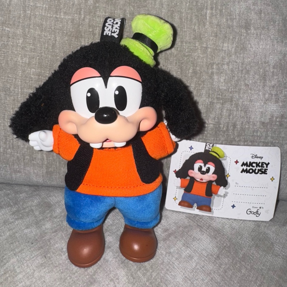 POP MART MICKEY FAMILY CUTE TOGETHER KEYCHAIN - AUTHENTIC NEW GOOFY